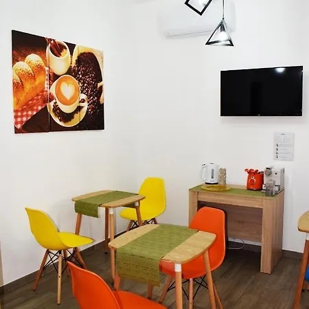 Neapolis Pie Quarto em Acomodações Particulares *