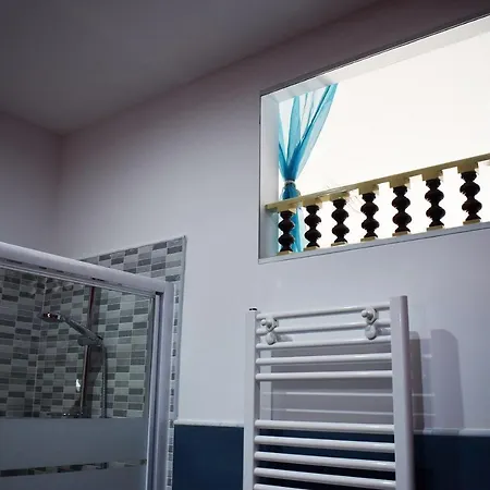 Neapolis Pie Rum i privatbostad Neapel