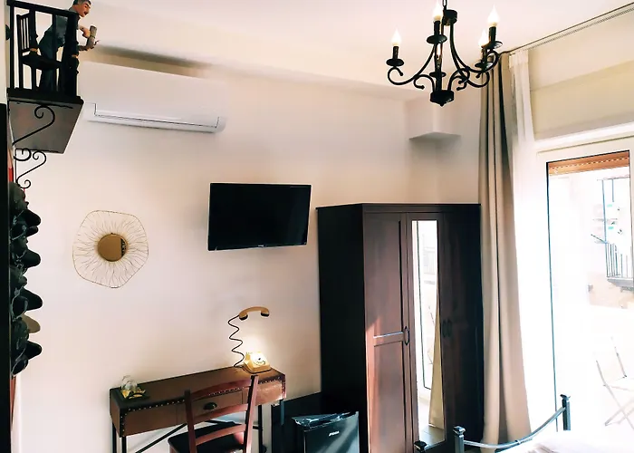 Neapolis Pie * Nápoles