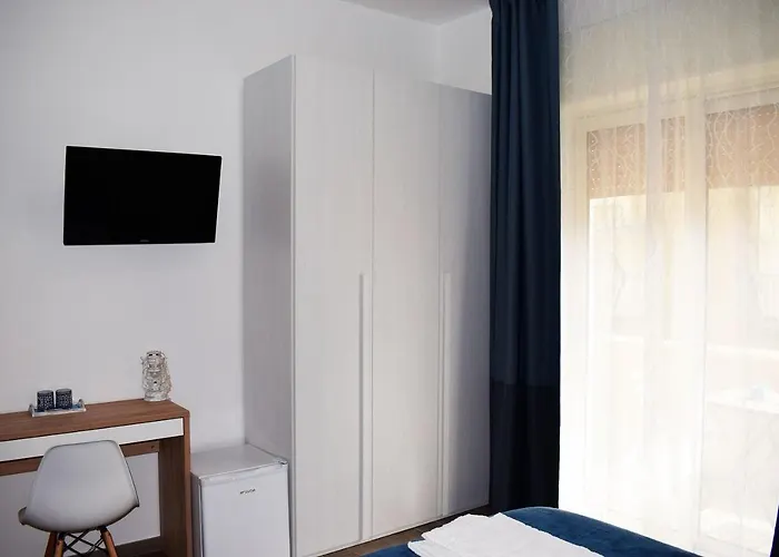 Neapolis Pie Habitación en casa particular