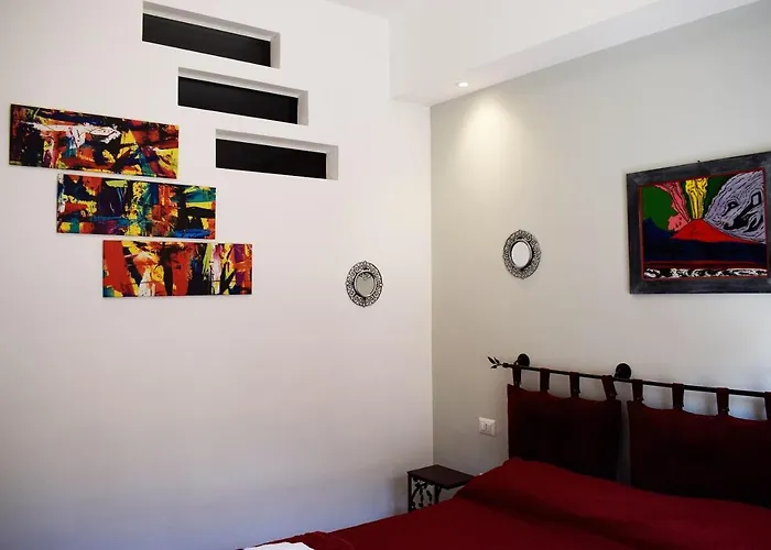 Neapolis Pie Habitación en casa particular